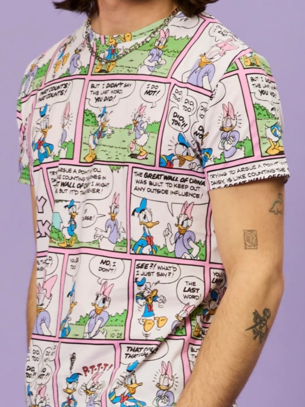 Cakeworthy Daisy Duck Pink Comic-Print Short Sleeve Tee